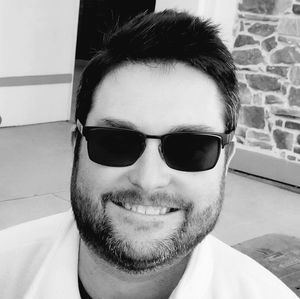 Meet your Posher, Adam